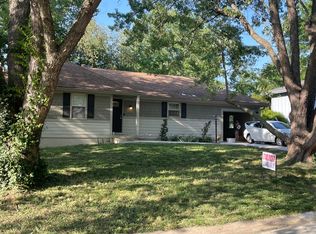 1924 SW 4th St, Lees Summit, MO 64081