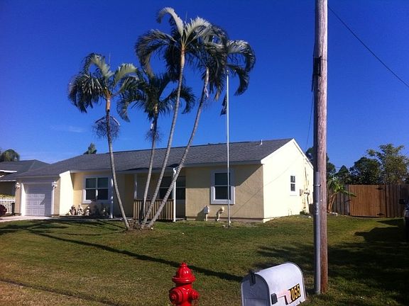 2nd image of 2049 SE North Blackwell Dr