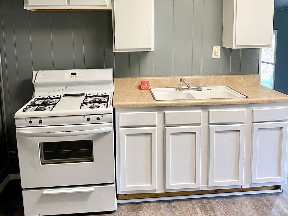 1st image of 617 W Franklin St #3