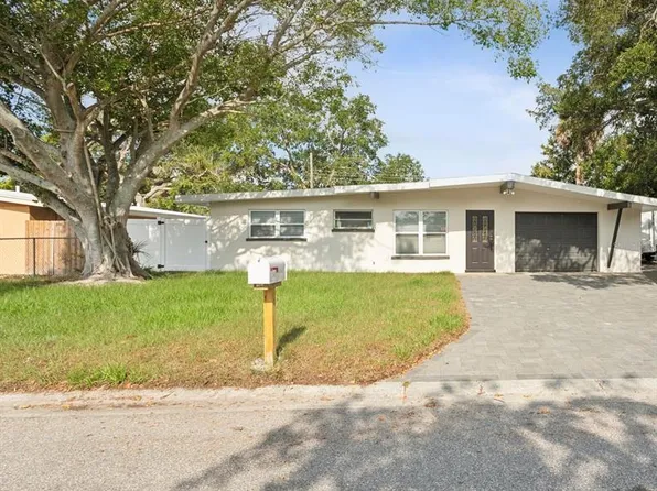 5824 23rd St W, Bradenton, FL 34207