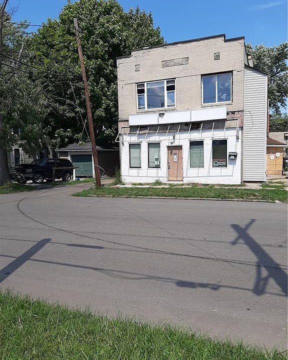 1st image of 667 W Park Ave