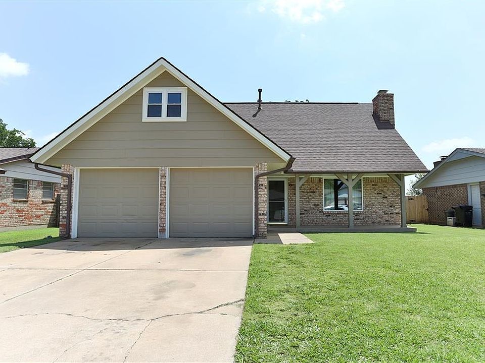 1st image of 400 S Silver Leaf Dr