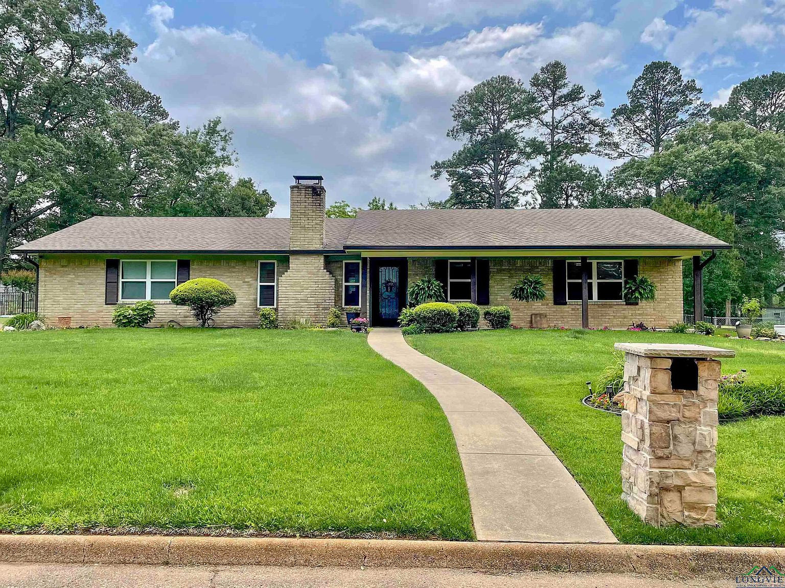 209 Eitelman Ln, Longview, TX 75605 | Zillow