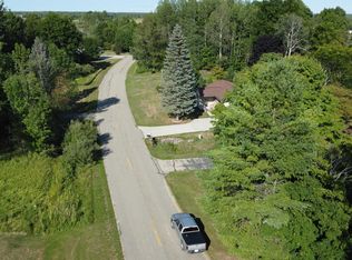 X Linksview Way, Gladwin, MI 48624