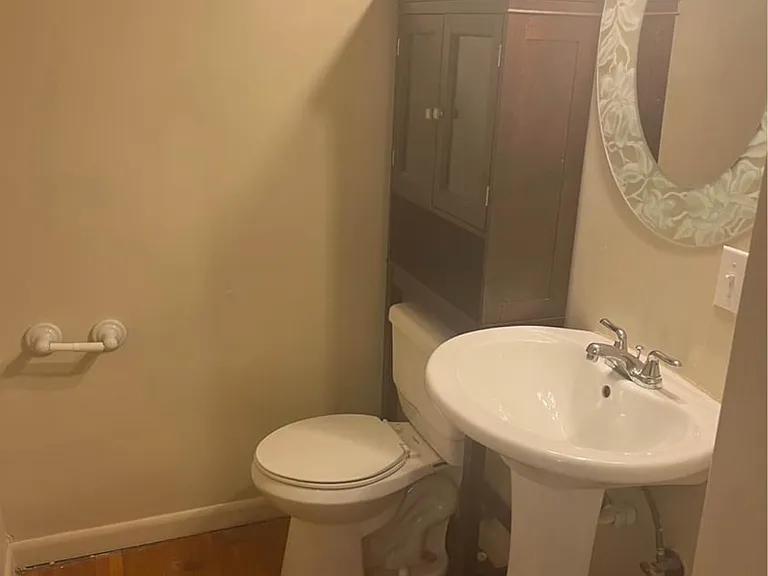 386 E Northwood Ave — Photo 32