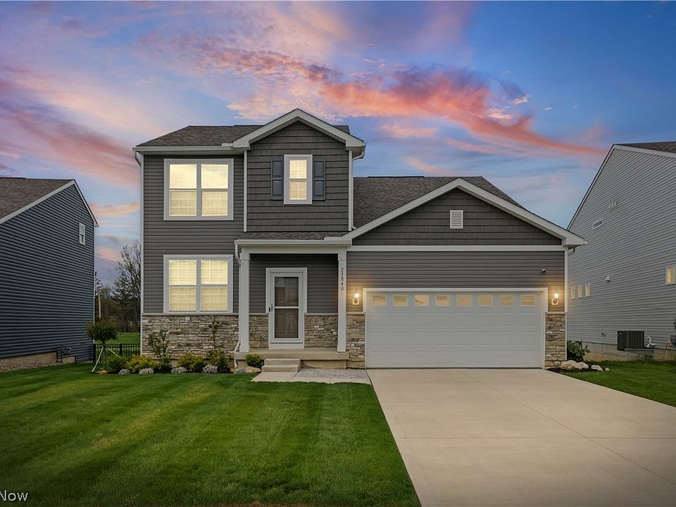 1st image of 23840 Pine Valley Dr