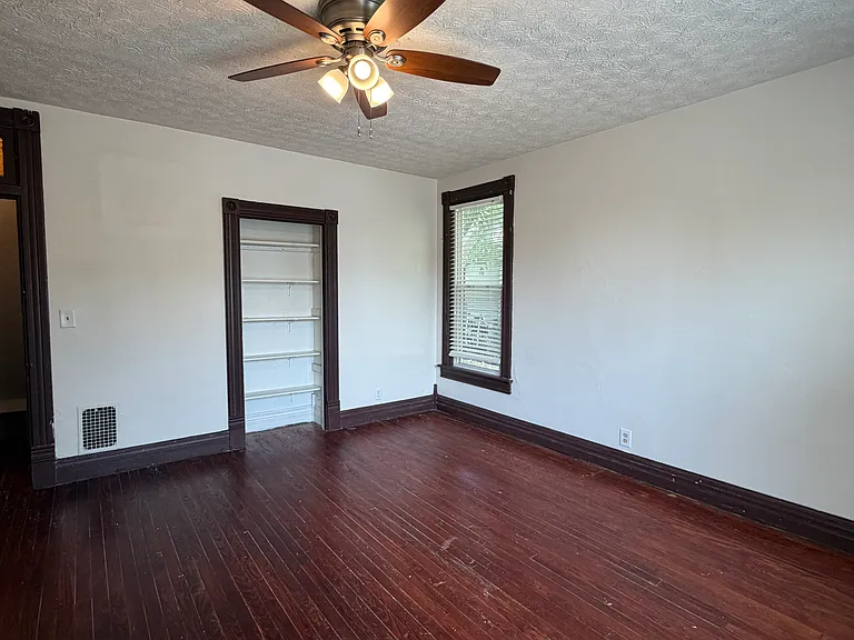 1522 Grove St — Photo 22