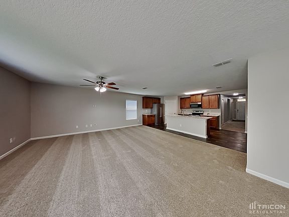 3rd image of 2609 King Louis Dr