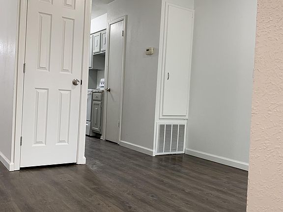 5th image of 2247 Donna Dr