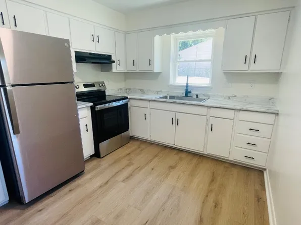 3221 Woolworth Ave APT 1, Omaha, NE 68105