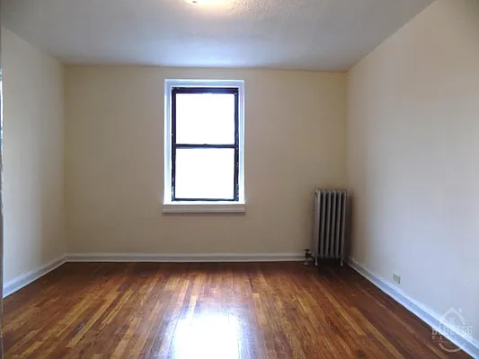 Rented by Blue Egg Realty Corp | media 8