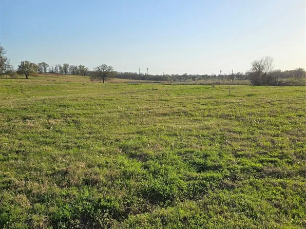 Fm 515, Como, TX 75431