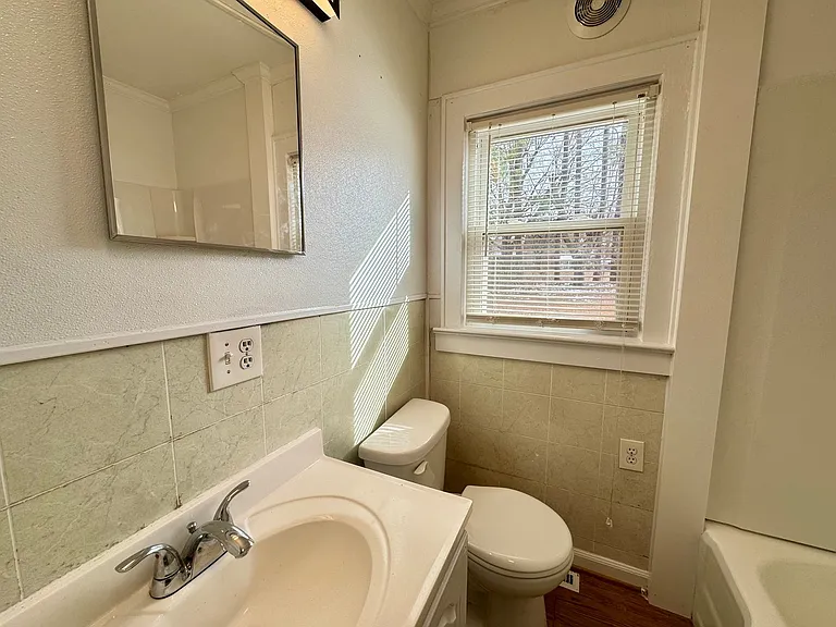 626 N Lunenburg Ave — Photo 5