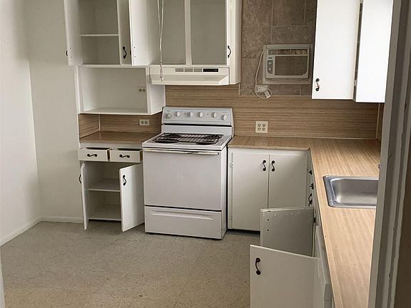 4th image of 2122 Avenue G APT A