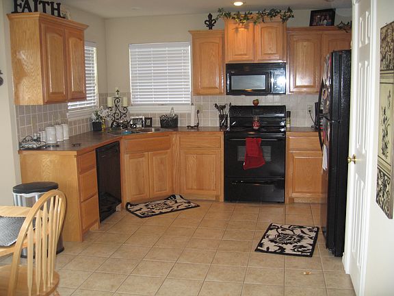 Large Kitchen Area