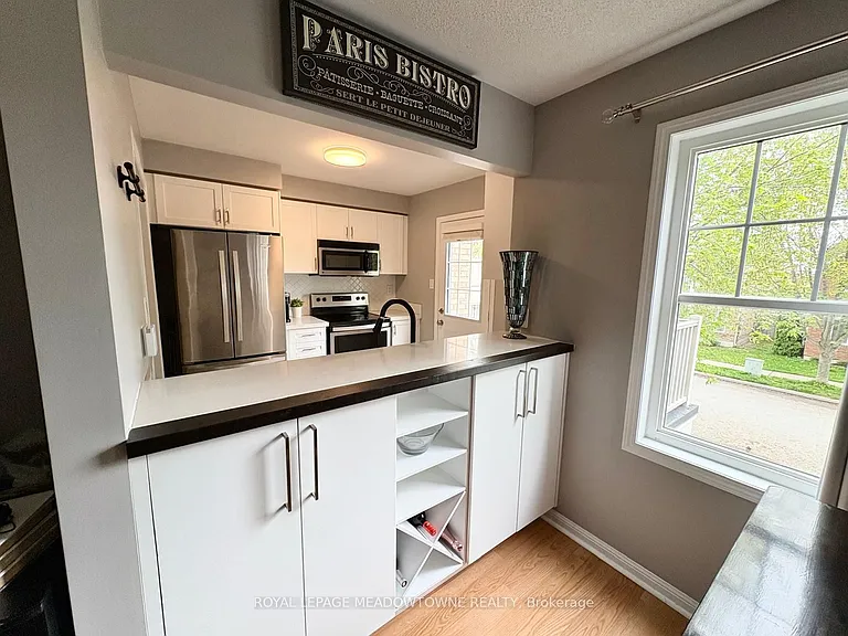 774 Shortreed Cres — Photo 10