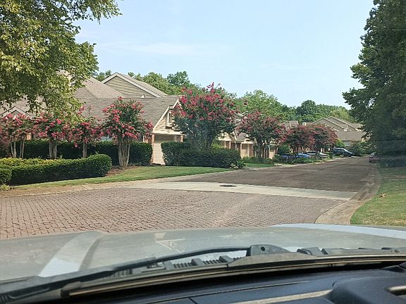3rd image of 2010 Fairway Hills Dr #C