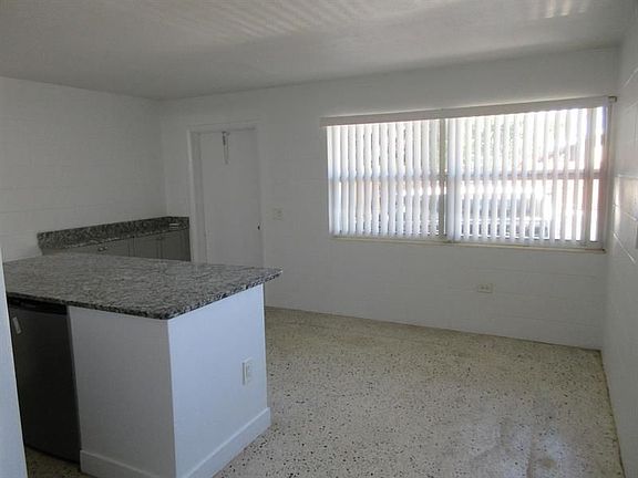 5th image of 1238 17th Ave N APT 6