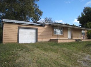 700 E Smith, Stratford, OK 74872