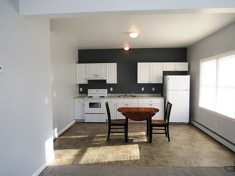 1089 Pulaski Hwy — Photo 4