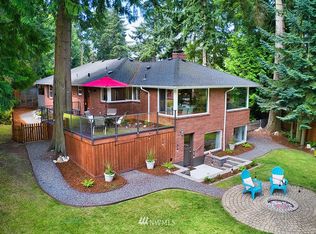 1749 N 125th St, Seattle, WA 98133