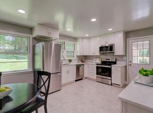 5730 NW Davida Rd, Knoxville, TN 37912