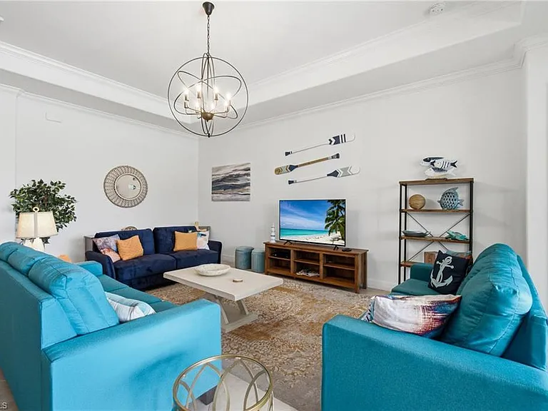 28086 Kerry Ct — Photo 12