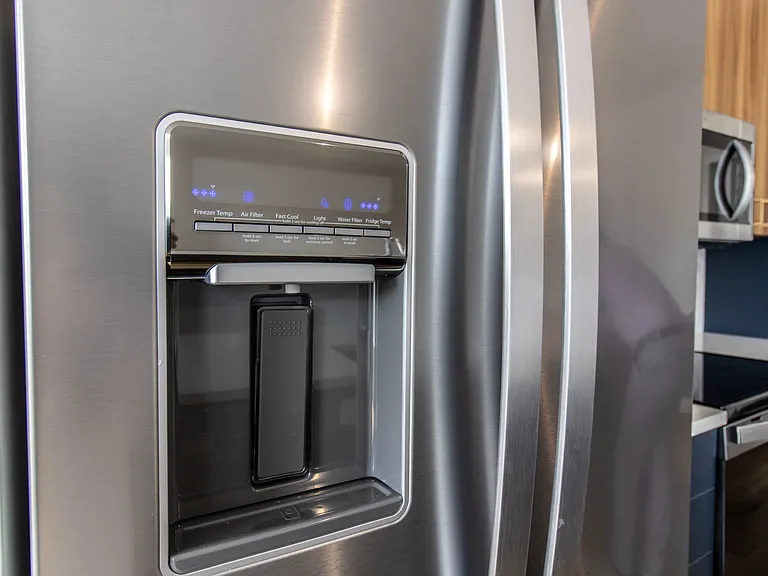 Water Dispenser