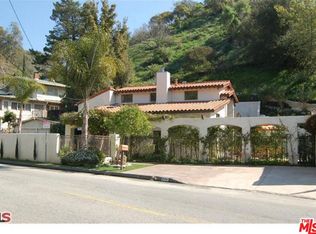 2134 Benedict Canyon Dr, Beverly Hills, CA 90210
