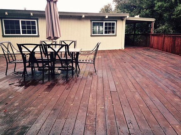 3rd image of 525 Navarra Dr