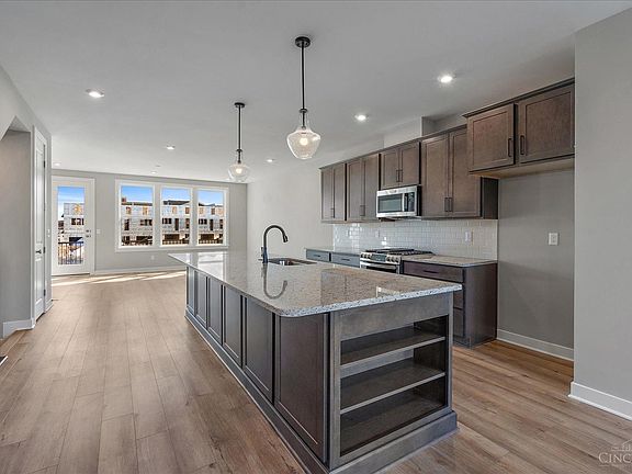4th image of 7253 Abington Way Unit 603
