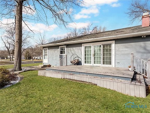 5th image of 327 Northwood Dr