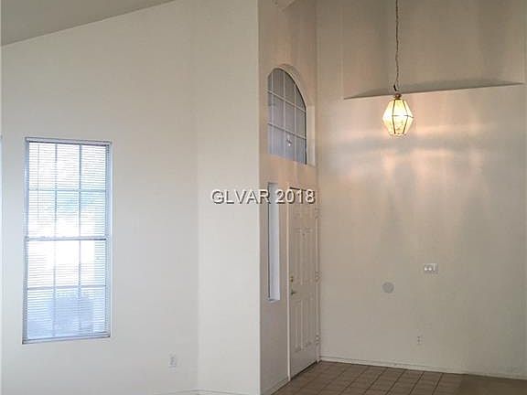 3rd image of 5733 Larkdale St