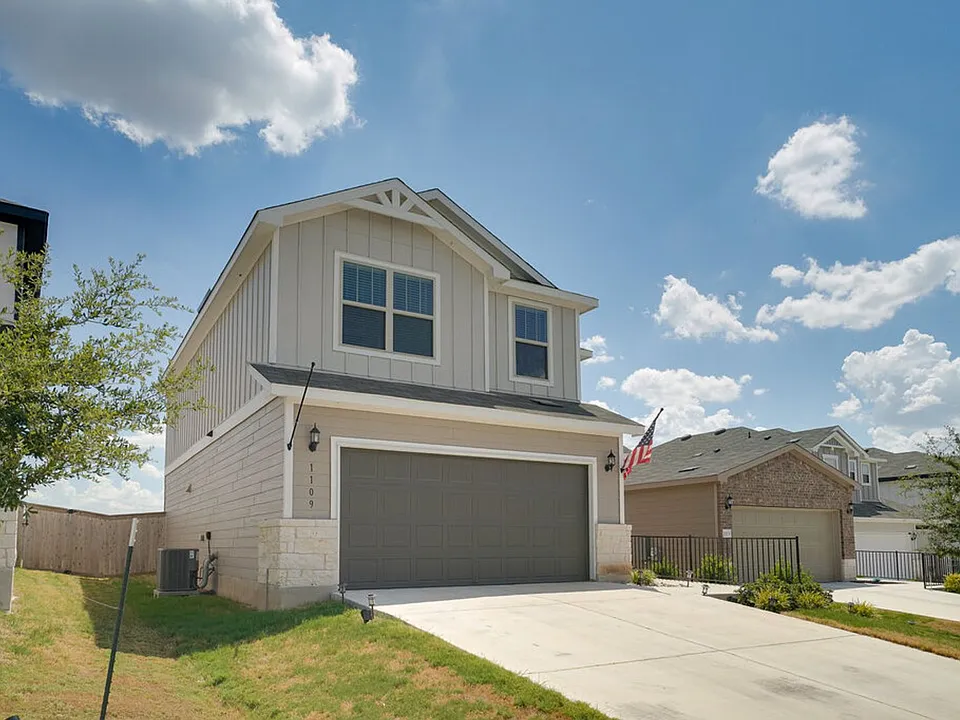 1109 Paradise Canyon Cv