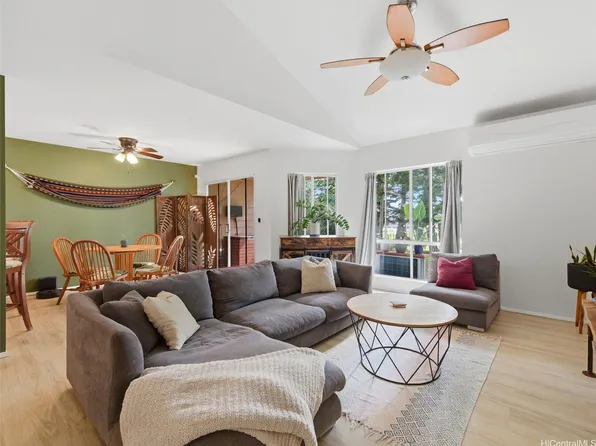 94-752 Lumiauau St #Z2, Waipahu, HI 96797