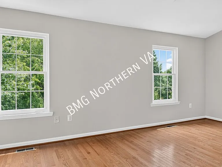6001 Keble Dr — Photo 40