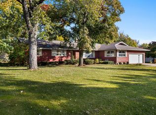1011 E Allen St, Farmer City, IL 61842