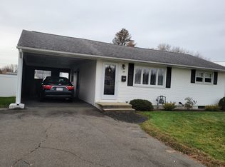 39 Daley St, Chicopee, MA 01013