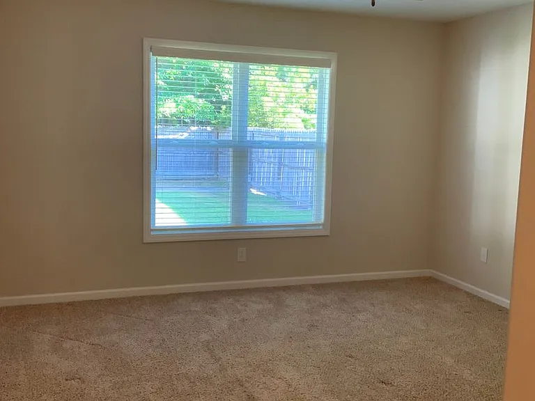 306 Station House Rd — Photo 11