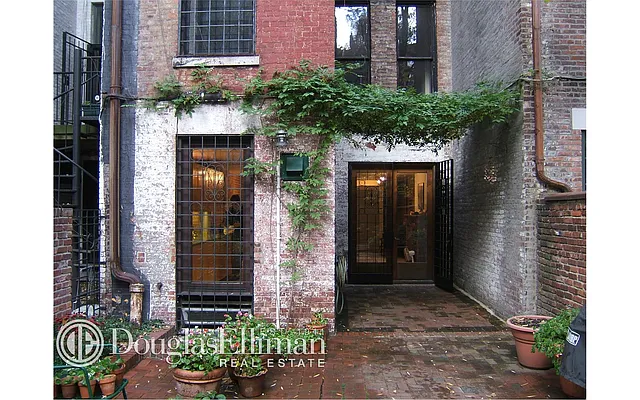 Rented by Douglas Elliman | media 8