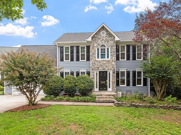 202 Halpen Dr, Cary, NC 27513