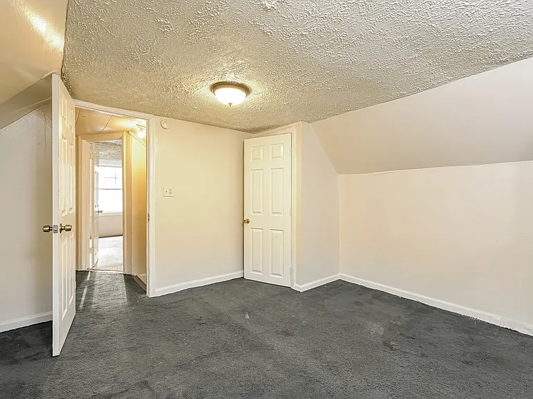 1103 Louise Rd — Photo 12