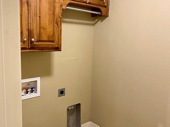 4th image of 45 Nicci Ln