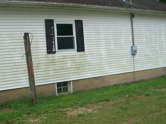 5th image of 110 N Pearl St