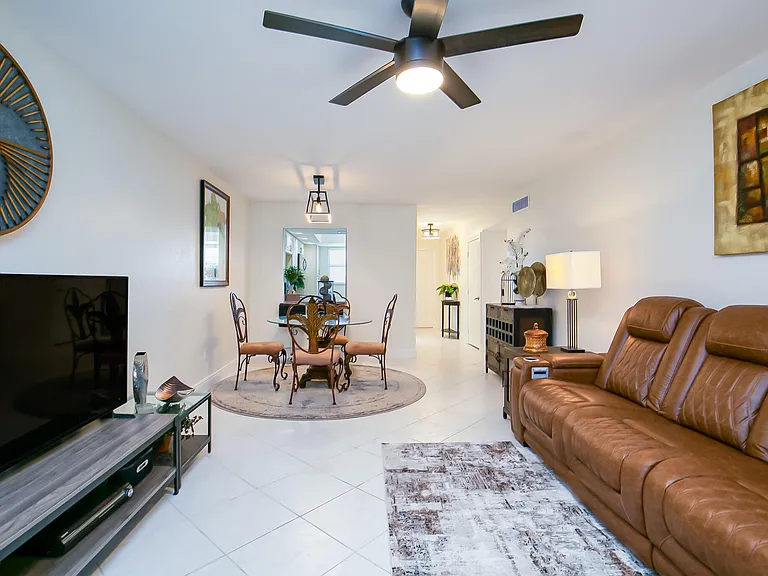 1225 Carlton Ct #205 — Photo 8