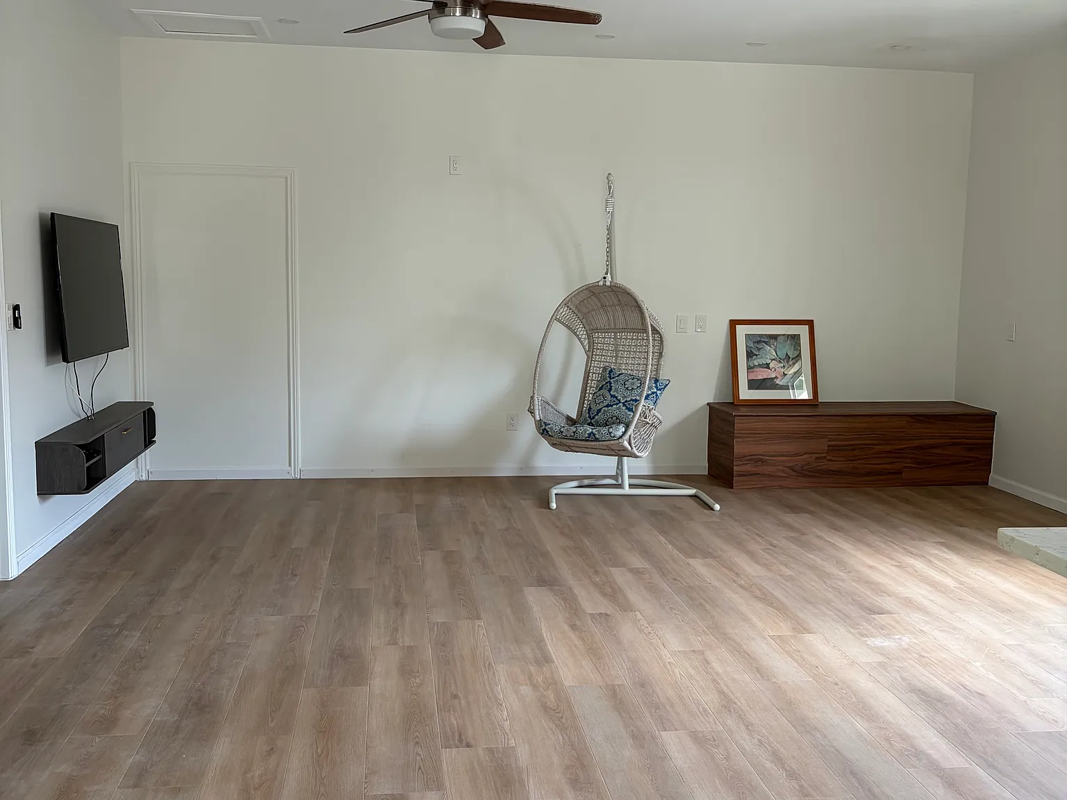 2 bed, 1200 sqft, $3,500 — Photo 4