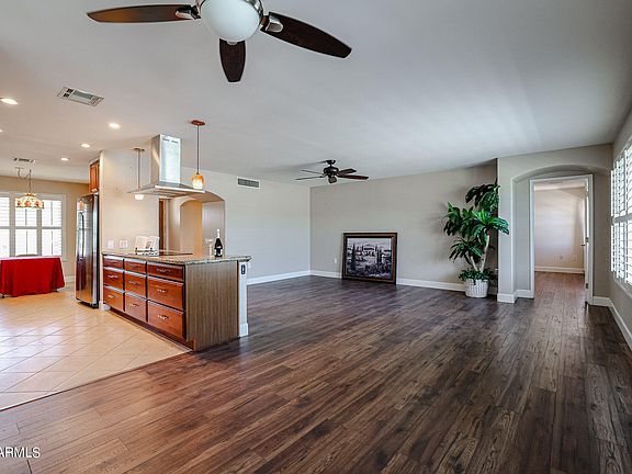 4th image of 15427 N BOSWELL Boulevard