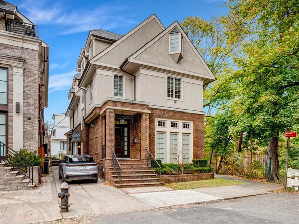 850 East 23rd Street image 1 of 47