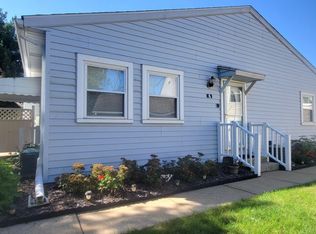 2555 Royal County Down, Uniontown, OH 44685