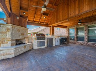 3814 Noblewood Dr, Heartland, TX 75126